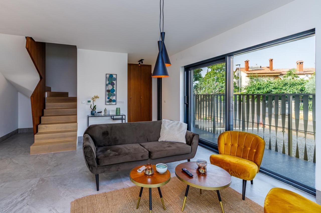 Casa Ines Villa Ровин Екстериор снимка